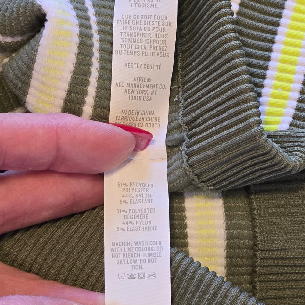 Offline by Aerie Tee Womens Medium Olive Green/Yellow Seamless Rib Scoop Neck - Picture 5 of 11